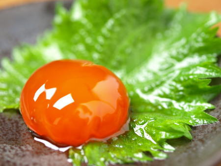 この旨さはマジやばい!黄身を醤油に漬け込むだけなのに、なんでここまで旨くなってしまうのか・・