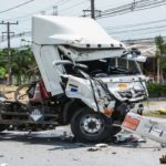最愛の家内を交通事故で亡くしました。しかもお腹の第二子とともに・・居眠り運転のトラックの運転手を一生憎むつもりでした。が、しかし・・・