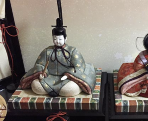 「こ、これはヤバイ！母が発狂しそう・・」と猫のとんでもないイラズラに飼い主が震え上がった！その目を疑うようなイタズラとは・・？（笑）