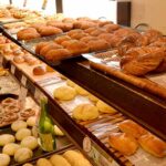 パン屋さんでパンをワシづかみした子供→それを見た両親はこうした・・・!