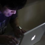 SNSで実名も自分の写真も公開していないのに・・特定された女子高生の身に実際に起こった話に背筋が凍る