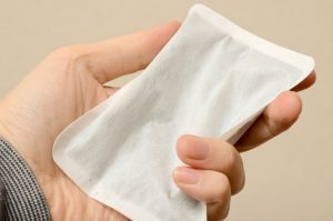 「もっと早く知りたかった！」　使い捨てカイロを使った後の意外な活用法が話題！