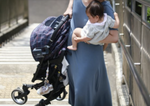 なかなか理解してもらえない育児の大変さ。→『仕事』に例えたら・・・漫画が分かり易すぎる！全人類に読んで欲しい。