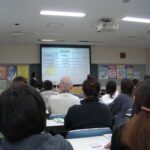 免許更新で婦警さん「歩行者はこちらを見ているようで見てません!」続く例え話がブラック過ぎた・・・
