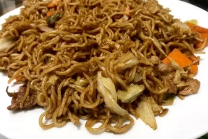 「今日焼きそばでいい？」と聞くと異常なほど喜んだ息子。→その理由に泣いた・・・