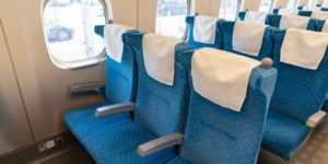 新幹線にペットボトルを放置していった女性。→女性が去った後、目を疑う光景を目の当たりにする事になる・・・