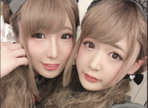 この可愛いらしい女性２人にはある秘密が・・・。女の皮を被った○○なんて信じられない！！