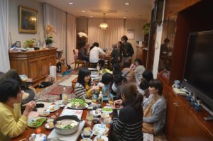 「独り身だと人生の最期寂しいわよ」とチクチク言う親戚に、看護師の姉がズバッと一言。これは考えさせられる・・・