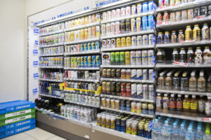 依存症専門の医師が注意喚起。コンビニに売られている『この飲み物』が違法薬物よりヤバイ？！