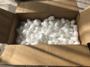 箱と緩衝材を捨てようとしたら「もったいないよ！」と長女が持って行ってしまった。→すると１時間後・・・