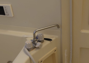 朝風呂を入ろうとお風呂に行くと→「えっ・・・」驚きの光景が目に飛び込んできた（笑）