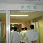 「これより酷いミス見たことない」研修医がオペ終了後に・・・。完全にアウト。