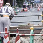 作業着のままコンビニへ行くと「あの人汚〜い」と指差してきた子供。さらにまさかの母親も同調。→なので、こう言い返した!間違ってますか?