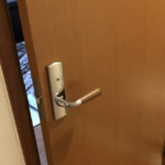 娘を寝かしつけに2階へ行った夫。しばらくして2階から聞こえてきた声に・・・「これは…いったい…。。。」