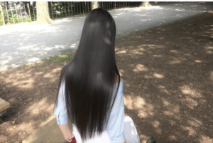 『黒髪ストレート』の彼女を褒める彼氏。しかしそれは絶対に言ってはいけない言葉だった。なぜなら・・・