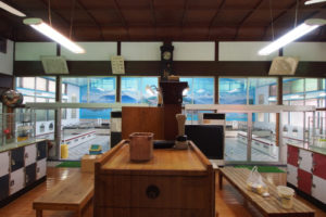 銭湯で常連のおじいさんが「今から出ていく中学生6人にジュース飲ませてやって！」と言うのでその通りにしたら→その直後・・・