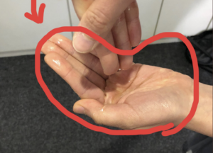 『アルコール消毒液、ワンプッシュの量多すぎじゃない？ 』と思う人へ。正しい消毒の方法！