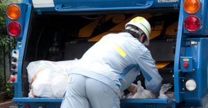 ごみ収集員からの切実なお願いを知って欲しい！『除菌と称して止めて欲しい行為』