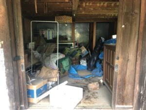 コロナのせいで飲みに行けないので使っていない納屋を片付けしてBARにした結果・・・→「行きたい！！」「クオリティやばい」