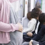 通勤途中毎日マタハラに合っていた女性。ある日耐えきれず駅のホームで泣いていたら障害を持った男の子がやってきて・・・