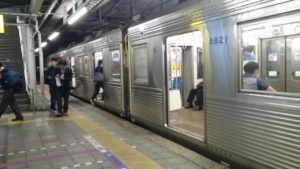 駆け込み乗車もやめてほしいが・・・『それよりももっとやめて欲しい事』これだけは絶対にやらないで下さい！！