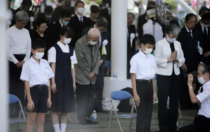 長崎原爆の日に供える物は花ではなく・・・とある男性の投稿に考えさせられる。