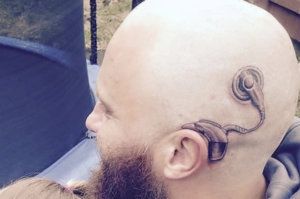 パッと見、イケてるタトゥーだと思ったよく見たら→かっこ良すぎるお父さんだった。なぜなら・・・