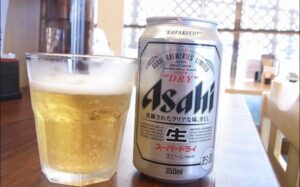 「騙されたと思って試してみて欲しい！」缶ビールは『とある細工』をするだけで格段に美味しくなるんです・・・！！