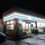 深夜1時、コンビニに現れたおばあちゃん。『乗ってきたもの』に驚愕!!「ヤバすぎ(笑)」