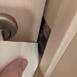 覚えておくべき!トイレに閉じ込められた時・・『ある物』を使って脱出する方法!!