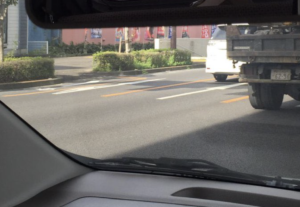 信号で止まっててふとバックミラーみたら・・・「心臓止まるかと思った」→その画像がこちらです