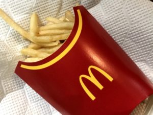 マックでポテトを注文したら→多分ミスだろうが商品化してほしい・・！なんだこれは！