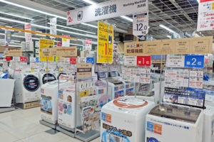 会社の若手社員が「聞いたことが無いメーカーの洗濯機がある」と言うので見たら、、え・・？