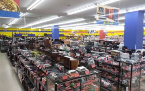 「え！誰が買うの？！」ハードオフに売られていた『とある商品』に二度見してしまった話