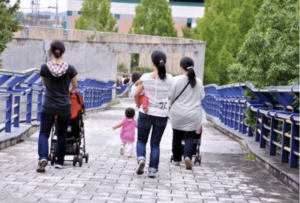 自分の子供を「うちの子ブサイクだからさ〜」と言うママ友。これを聞いて『言わずにはいられなかった』という女性の言葉が胸に突き刺さる・・