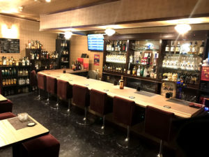 スナックの居抜き物件に新しく入ったのはまさかの『アレ』・・・「そんなパターンあるんだ・・！」