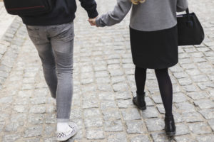 夜中に地震があったときに、咄嗟に守ってくれた彼氏。これが決め手となり結婚した結果・・・