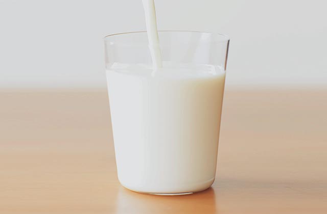 なぜか最近、牛乳を大量に飲む息子。→判明した『驚きの理由』とは・・！？