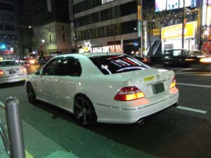 タクシー運転手がお客さんへ注意喚起『危ないから絶対にやらないで！』これやってる人結構多いです・・・