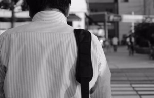 ベテランのおじさん2名とITリテラシーの高い女性社員2名を入れ替えた結果・・・考えさせられる。