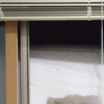 窓が埋まってしまうほどの大雪に悲鳴をあげるかと思いきや、吹っ切れた結果・・・→「真似したい!」「これは最高すぎ」
