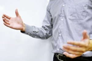 『やたらと自慢をしてくる人』に対して効果的な最強の一言がこちら・・・斬新（笑）