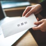 仕事ができないので小馬鹿にしてた先輩が退職。理由を聞いたら・・・動揺を隠せない。