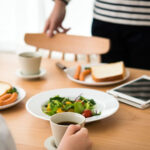 なにやら幸せそうに朝起きてきた夫。→理由を聞いて驚愕・・!