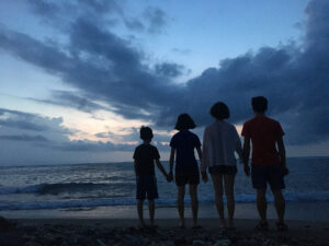 『子供にとって幸せな家庭というのは裕福な家庭でも親が高学歴な家庭でもなく・・・』→ある気づきが突き刺さる