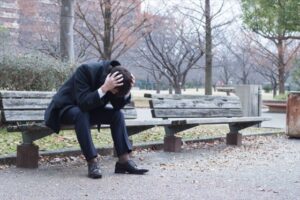 鬱になったがギリギリで踏みとどまっていた先輩が入院。その決め手になってしまったのが両親の親切心からでた『こんな言葉』だった・・・