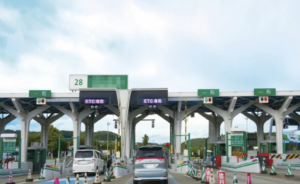絶対ETC付いてるはずの高級車が『一般レーン』に入る理由は・・・