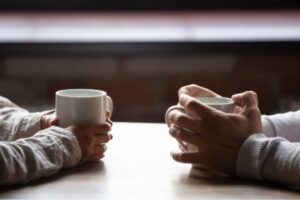 揃って耳が聴こえないことを理由に、周囲から結婚、出産を反対された二人。→１０年後の未来が泣ける・・・