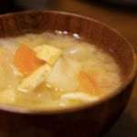 お役立ち♪ 味噌を溶かすとき、『あるもの』と一緒に混ぜると一瞬で溶かせるって知ってましたか?