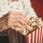 「なんで映画ってポップコーンなのかな〜」って思って調べてみたら・・マジか!!(笑)